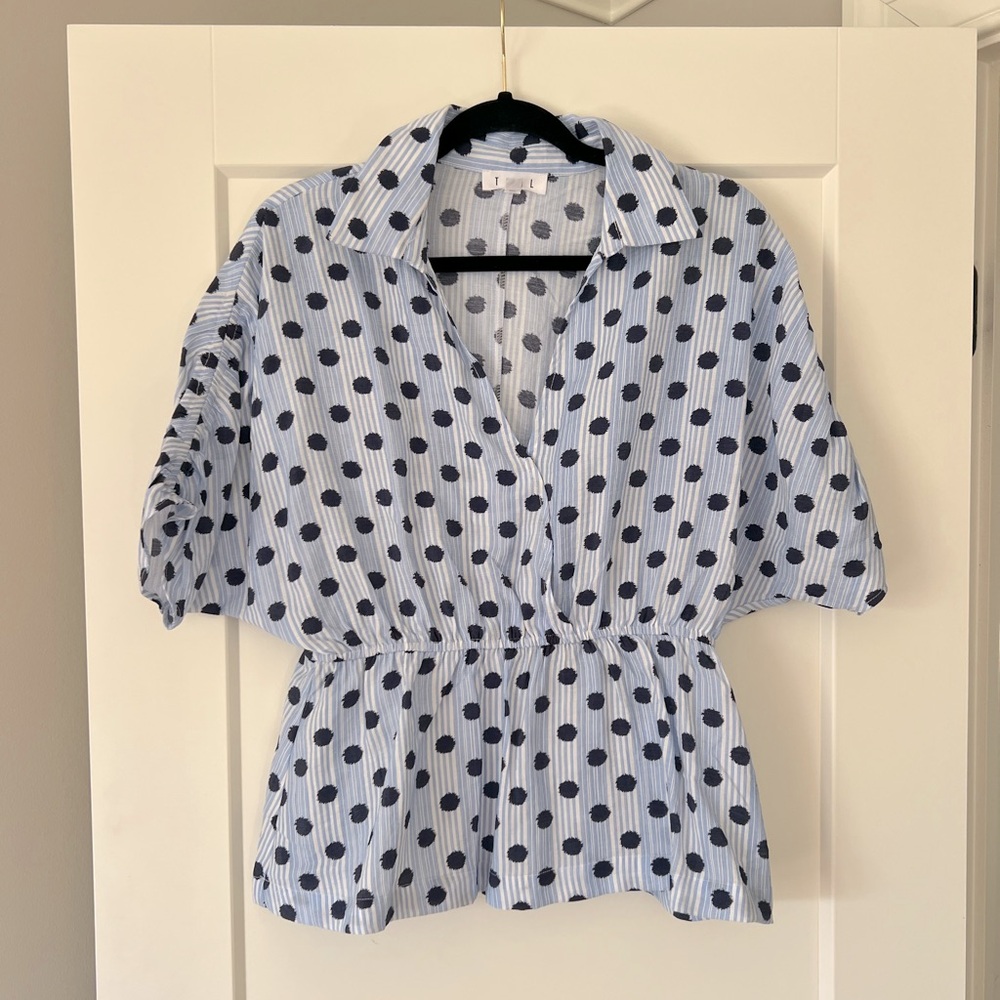 THML Navy polkadot blouse. Size M. EUC.